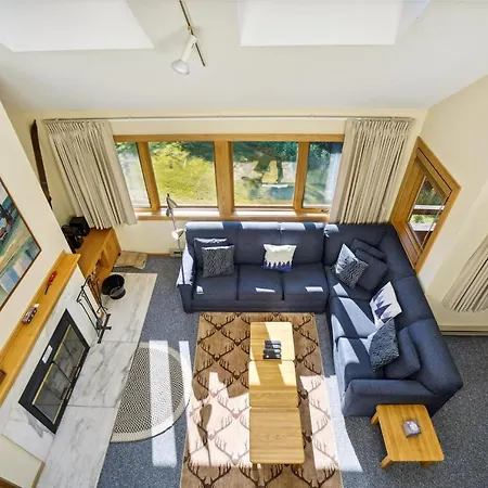 Highridge B20 Spectacular Top Floor Two Bedroom With Loft Condo With Scenic Views And Sports Center